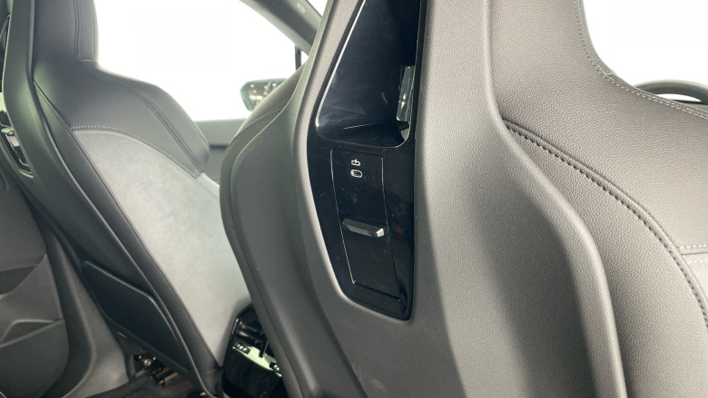 BMW iX 300kW xDrive45 M Sport 101kWh 5dr Auto Electric Estate